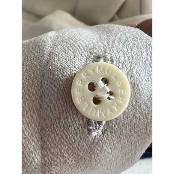 Authentic Mulberry Ivory Cream Blouse Button Down Bow Tie Size 2 - Picture 7 of 10